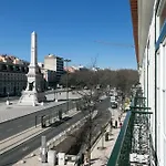 TravelingToLisbon 314 - Restauradores